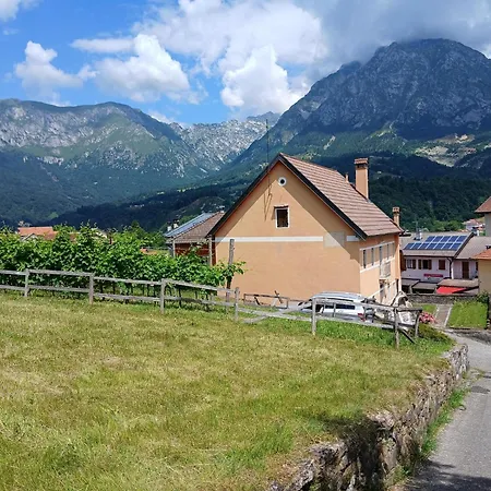 펜션 In With Garden Chies d'Alpago