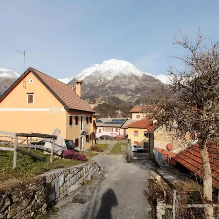 Charming Alpine Retreat For 9 Chies d'Alpago