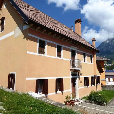 Charming Alpine Retreat For 9 * Chies d'Alpago