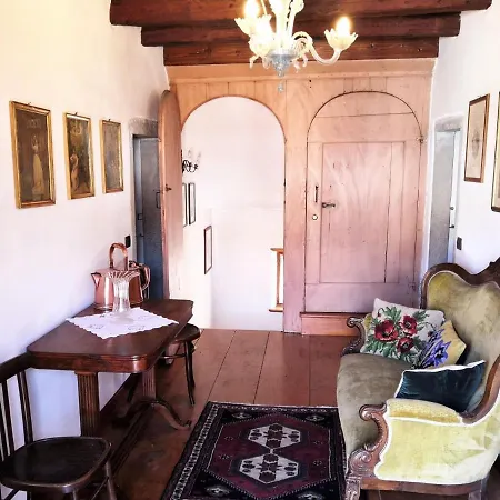 Charming Alpine Retreat For 9 * Chies d'Alpago