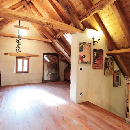 Charming Alpine Retreat For 9 Chies d'Alpago