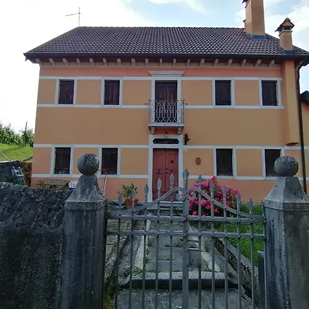 Feriehus Charming Alpine Retreat For 9